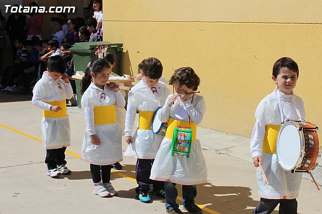 Procesin infantil Colegio Santiago - Semana Santa 2013 - 98