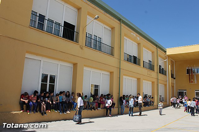 Procesin infantil. Colegio Santiago - Semana Santa 2014 - 2