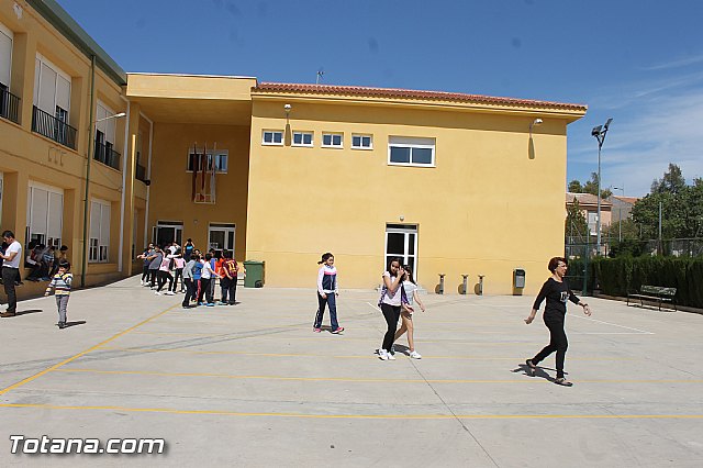 Procesin infantil. Colegio Santiago - Semana Santa 2014 - 3