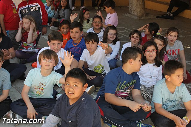 Procesin infantil. Colegio Santiago - Semana Santa 2014 - 10