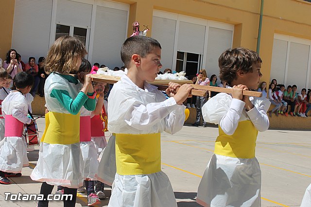 Procesin infantil. Colegio Santiago - Semana Santa 2014 - 86