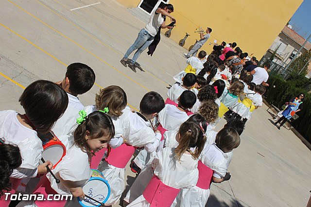 Procesin infantil. Colegio Santiago - Semana Santa 2014 - 99