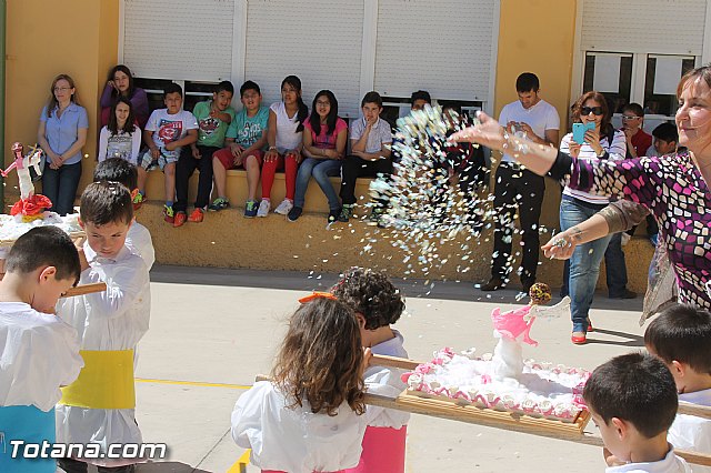 Procesin infantil. Colegio Santiago - Semana Santa 2014 - 187