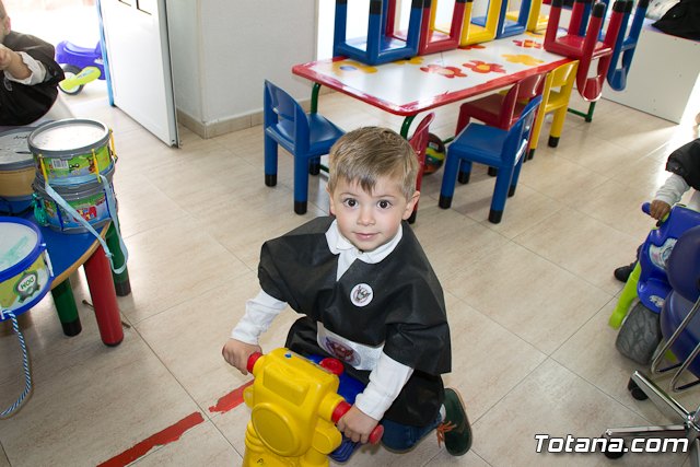 Procesin infantil Escuela Municipal Infantil 