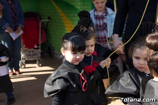 Procesin infantil Escuela Municipal Infantil 