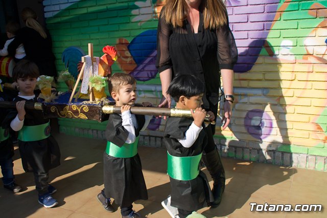 Procesin infantil Escuela Municipal Infantil 