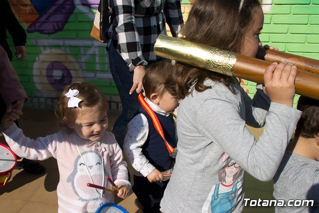 Procesin infantil Escuela Municipal Infantil 