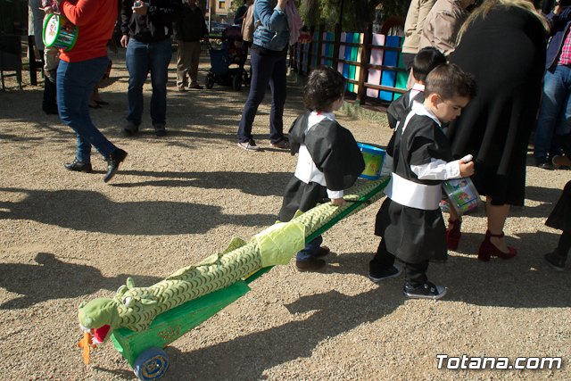 Procesin infantil Escuela Municipal Infantil 