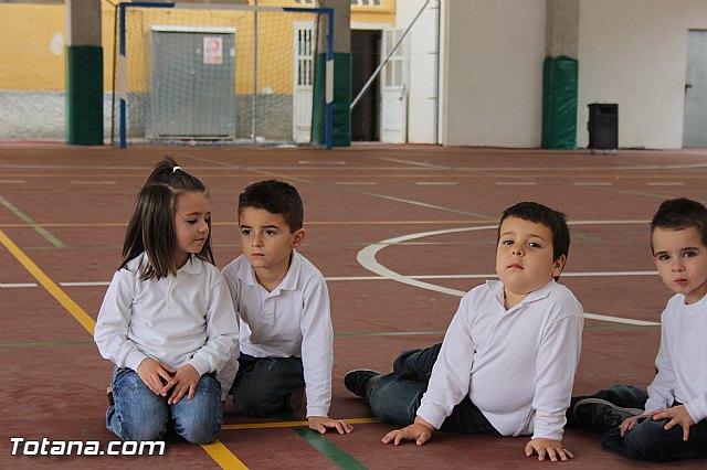 Procesin infantil. Colegio Santa Eulalia - Semana Santa 2014 - 7