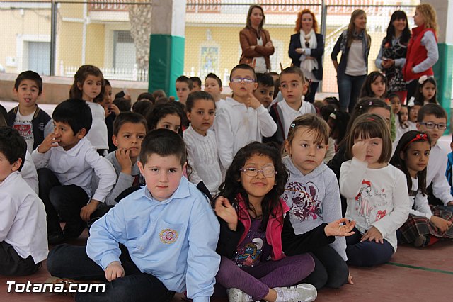Procesin infantil. Colegio Santa Eulalia - Semana Santa 2014 - 8