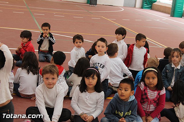 Procesin infantil. Colegio Santa Eulalia - Semana Santa 2014 - 15