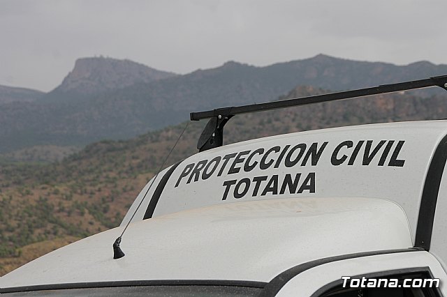 Unos cuarenta voluntarios de Proteccin Civil de Totana refuerzan las labores de vigilancia mvil y prevencin contra incendios con el fin de apoyar a las brigadas forestales en Sierra Espua durante este verano - 35
