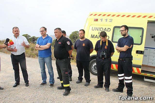 Unos cuarenta voluntarios de Proteccin Civil de Totana refuerzan las labores de vigilancia mvil y prevencin contra incendios con el fin de apoyar a las brigadas forestales en Sierra Espua durante este verano - 44