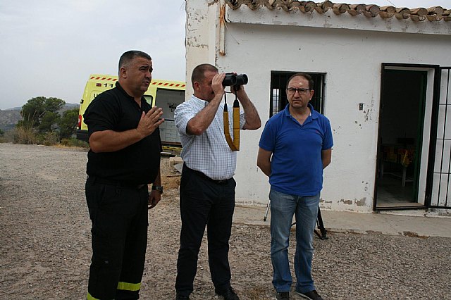 Unos cuarenta voluntarios de Proteccin Civil de Totana refuerzan las labores de vigilancia mvil y prevencin contra incendios con el fin de apoyar a las brigadas forestales en Sierra Espua durante este verano - 51