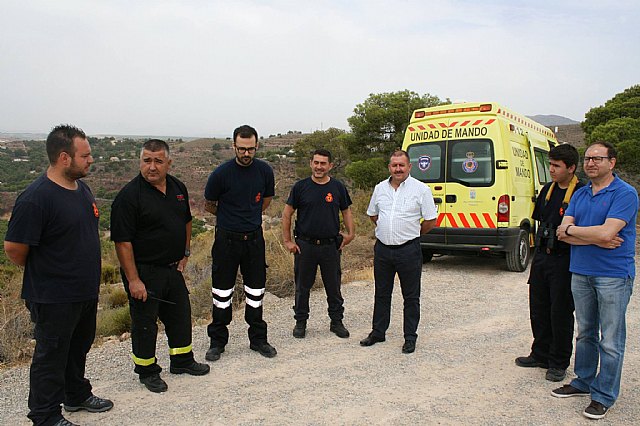 Unos cuarenta voluntarios de Proteccin Civil de Totana refuerzan las labores de vigilancia mvil y prevencin contra incendios con el fin de apoyar a las brigadas forestales en Sierra Espua durante este verano - 53