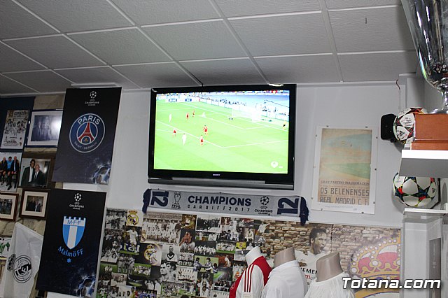 Totana celebr la 13 Champion League del Real Madrid, tras vencer al Liverpool (3-1) - 20