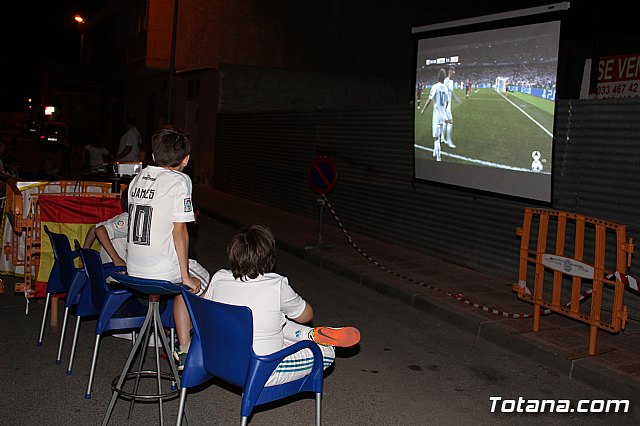 Totana celebr la 13 Champion League del Real Madrid, tras vencer al Liverpool (3-1) - 42