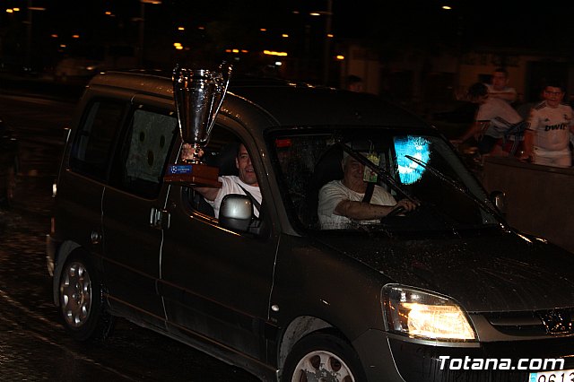 Totana celebr la 13 Champion League del Real Madrid, tras vencer al Liverpool (3-1) - 123