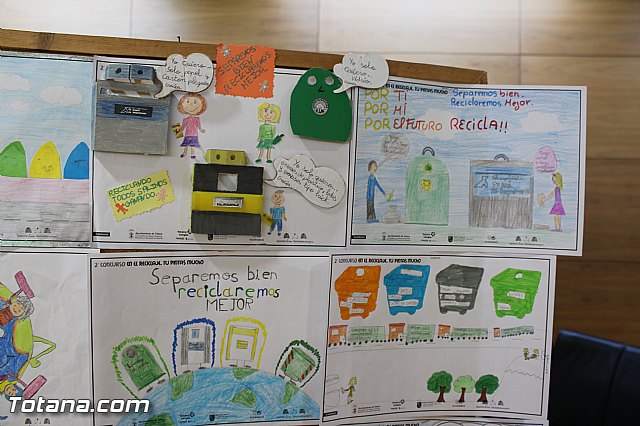 Premios concurso de dibujo 