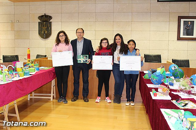 Se entregan los premios del III Concurso de Dibujo 