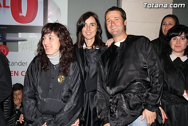 Traslado de los tronos a sus sedes. Viernes Santo 2012 - 11