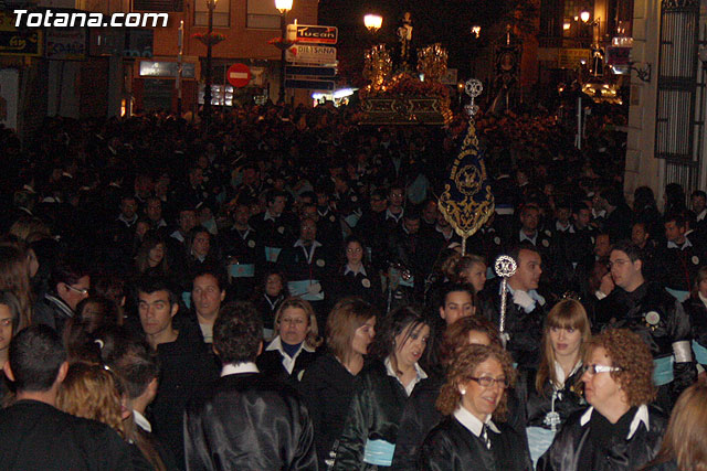 Traslado de los tronos a sus sedes. Viernes Santo 2012 - 36