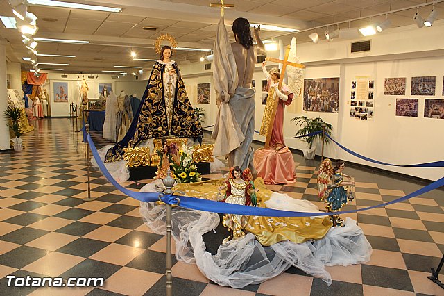 Exposicin 25 aniversario Cofrada de Jess Resucitado - 11