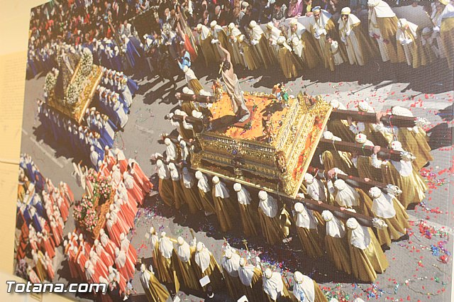 Exposicin 25 aniversario Cofrada de Jess Resucitado - 77