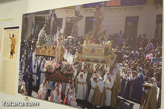 Exposicin 25 aniversario Cofrada de Jess Resucitado - 91