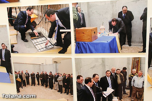 Exposicin 25 aniversario Cofrada de Jess Resucitado - 94