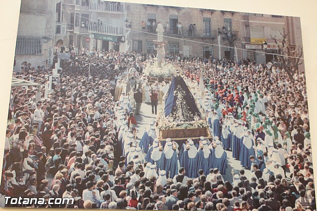 Exposicin 25 aniversario Cofrada de Jess Resucitado - 97