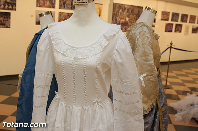 Exposicin 25 aniversario Cofrada de Jess Resucitado - 208