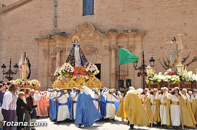 Exposicin 25 aniversario Cofrada de Jess Resucitado - 300