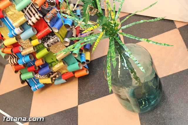 Exposicin de manualidades REUTILIZA-T - 74