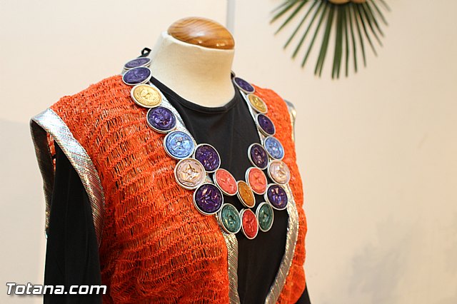 Exposicin de manualidades REUTILIZA-T - 76