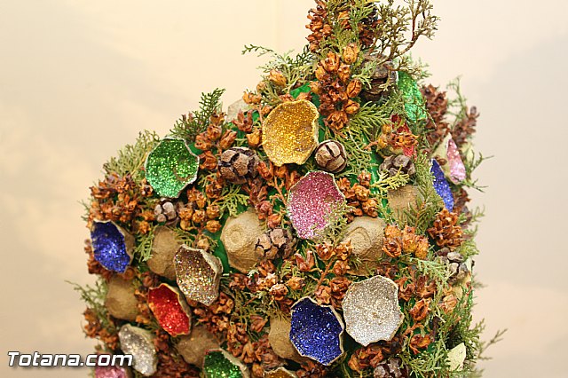 Exposicin de manualidades REUTILIZA-T - 90