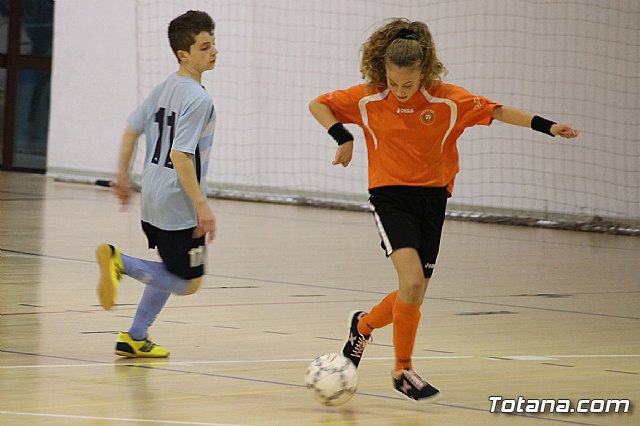 Partido amistoso. Ftbol Sala Capuchinos Infantil A - Roldn Infantil Femenino (4-3) - 8