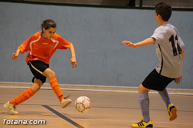 Partido amistoso. Ftbol Sala Capuchinos Infantil A - Roldn Infantil Femenino (4-3) - 24
