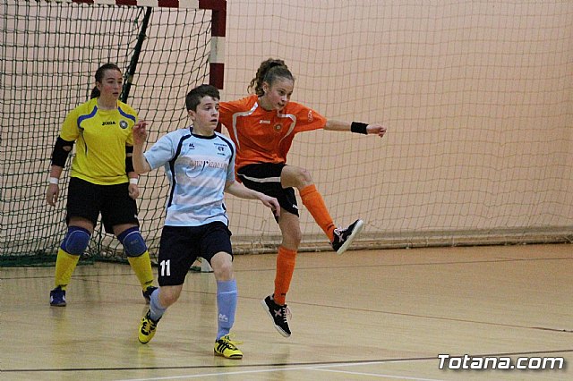 Partido amistoso. Ftbol Sala Capuchinos Infantil A - Roldn Infantil Femenino (4-3) - 31