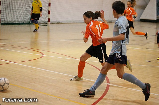 Partido amistoso. Ftbol Sala Capuchinos Infantil A - Roldn Infantil Femenino (4-3) - 34