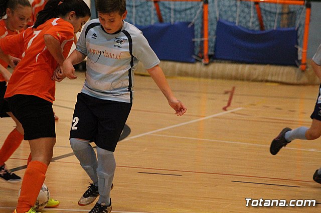 Partido amistoso. Ftbol Sala Capuchinos Infantil A - Roldn Infantil Femenino (4-3) - 62