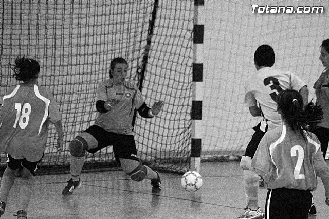 Partido amistoso. Ftbol Sala Capuchinos Infantil A - Roldn Infantil Femenino (4-3) - 81