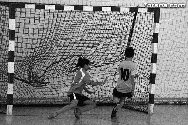 Partido amistoso. Ftbol Sala Capuchinos Infantil A - Roldn Infantil Femenino (4-3) - 82