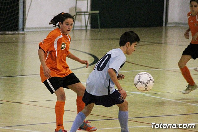Partido amistoso. Ftbol Sala Capuchinos Infantil A - Roldn Infantil Femenino (4-3) - 83
