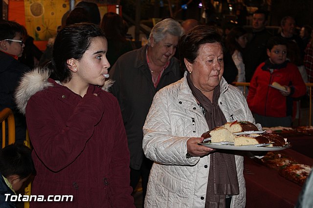 Roscn de Reyes Solidario 2015 - 100