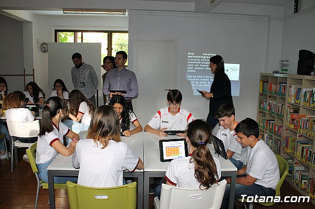 Digital schools of Europe  - Colegio Reina Sofa - 70