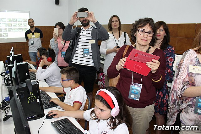 Digital schools of Europe  - Colegio Reina Sofa - 91