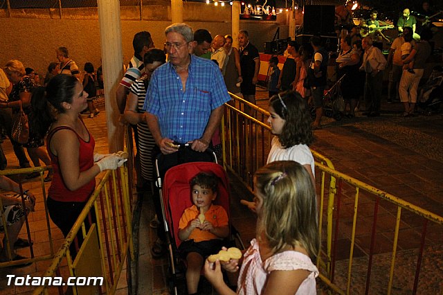 PROCESIN SAN ROQUE 2013 - REPARTO DE 