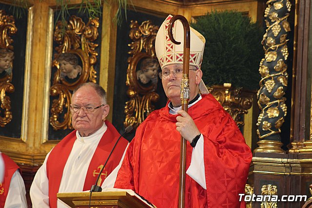 Solemne Eucarista presidida por el Obispo y Concierto de la Coral Santiago - 32