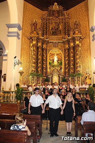 Solemne Eucarista presidida por el Obispo y Concierto de la Coral Santiago - 37
